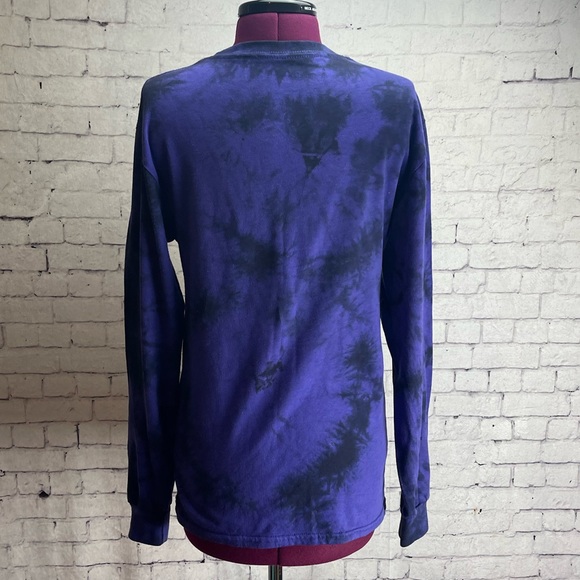 Looney Tunes long sleeve T-shirt size small purple and black w/ Marvin Martian - Picture 3 of 5